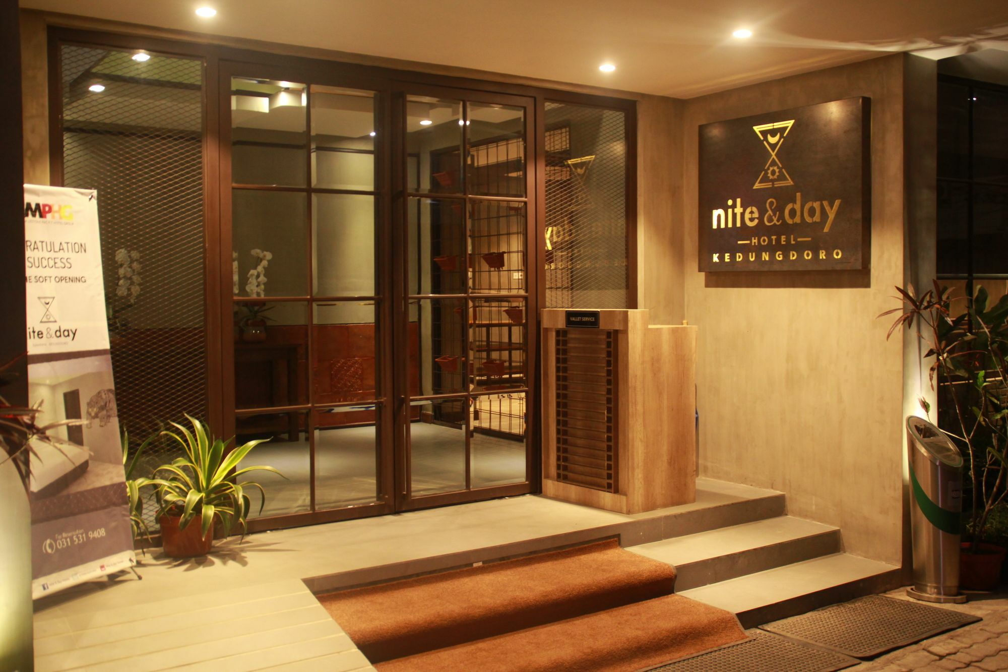 Nite & Day Surabaya - Kedungdoro Hotel Ngoại thất bức ảnh